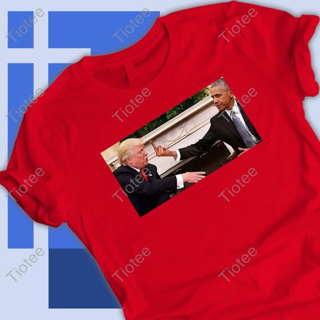 Paul Ahticks Obama Flipping Off Trump Essential T-Shirt