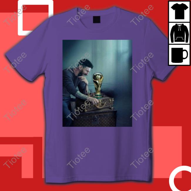 Lionel Messi Proclaims Himself King Of The World tee shirt
