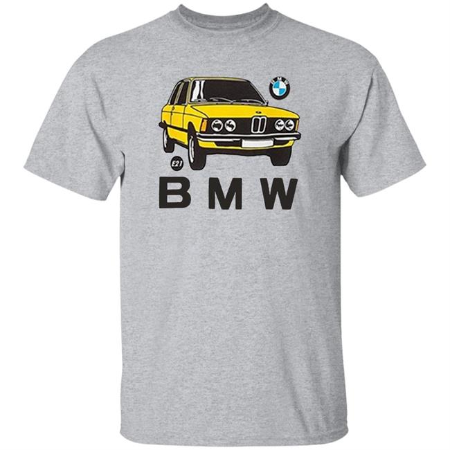 UNIQLO UT Vintage Car T-shirt UNIQLO UT Embraces Vintage Cars in Graphic T-Shirt Collection white shirt UNIQLO UT Vintage Car T-shirt UNIQLO UT Embraces Vintage Cars in Graphic T-Shirt Collection white shirt