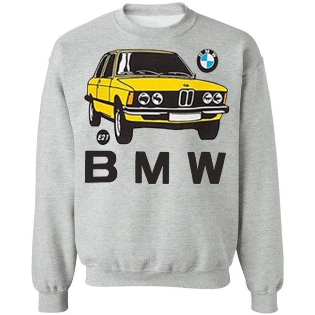 UNIQLO UT Vintage Car T-shirt UNIQLO UT Embraces Vintage Cars in Graphic T-Shirt Collection white shirt UNIQLO UT Vintage Car T-shirt UNIQLO UT Embraces Vintage Cars in Graphic T-Shirt Collection white shirt
