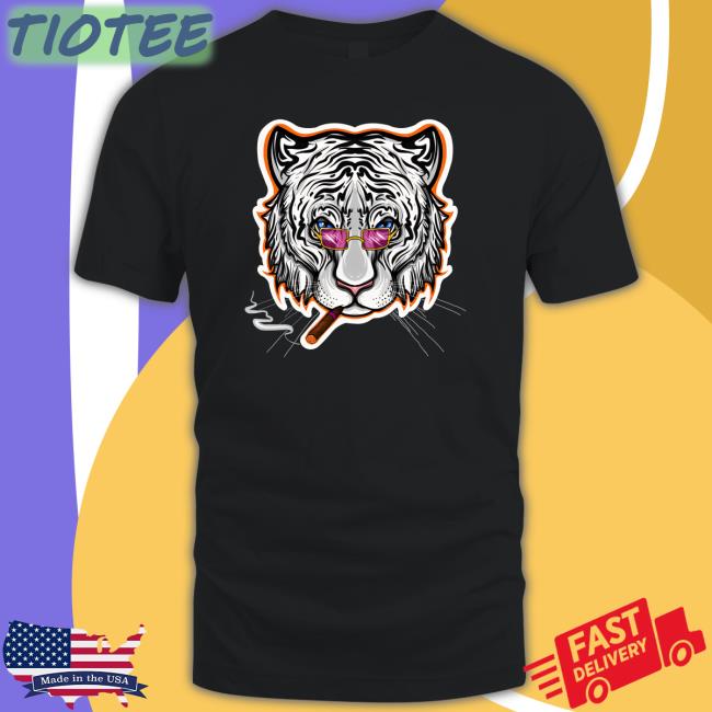 Smoking White Tiger With Sunglasses Hoodie